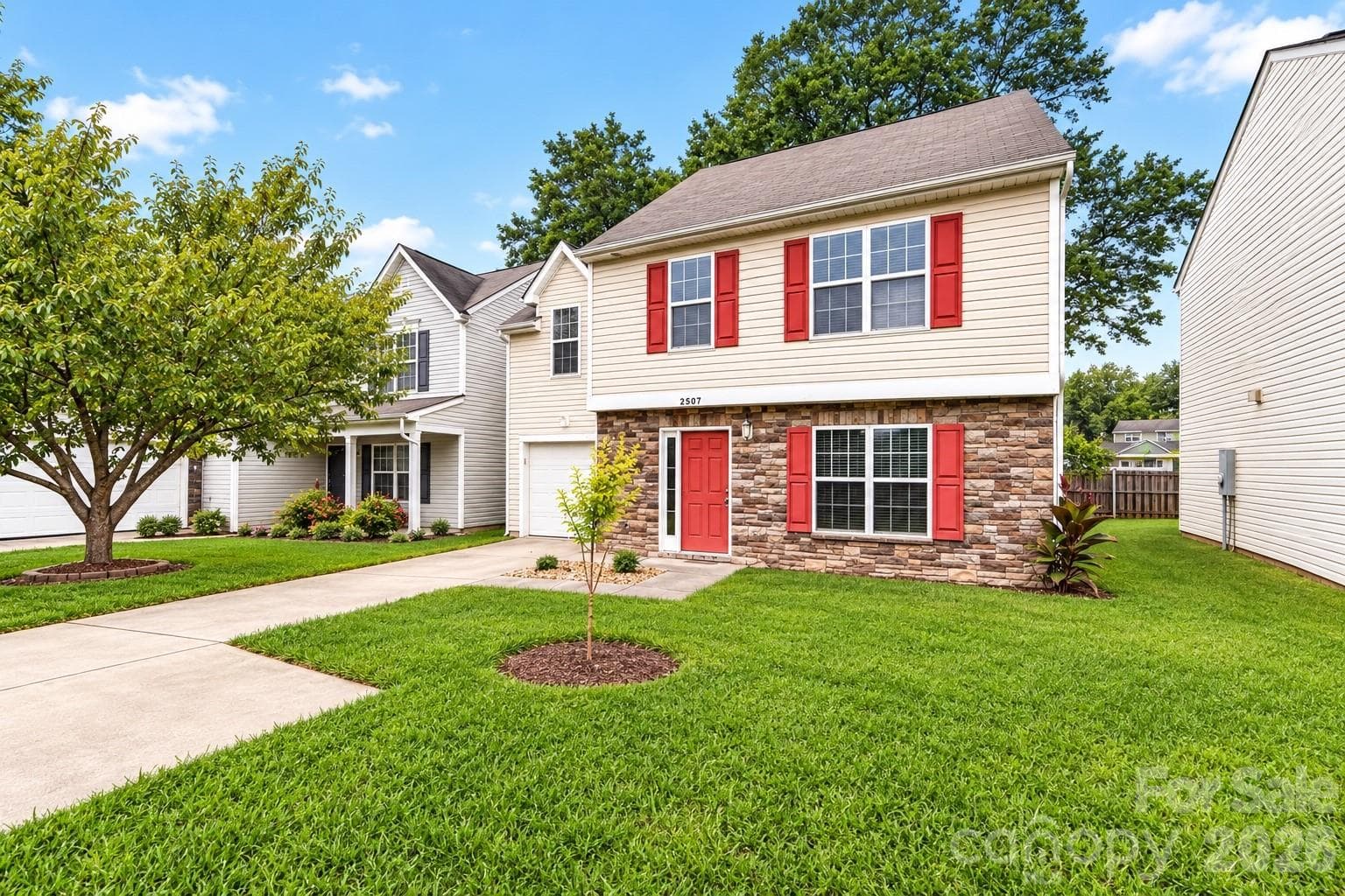 Single Family Residence at 2507 Anna Garrison Road, Charlotte, photo 2 of 40