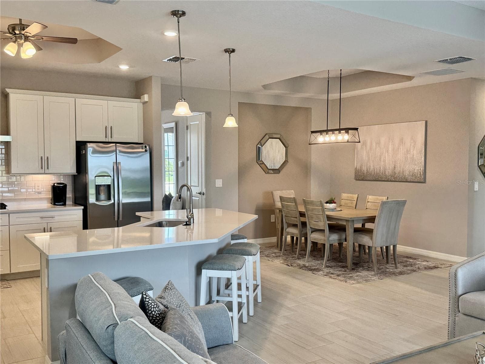 Single Family Residence at 19146 CHERRYSTONE WAY, LAKEWOOD RANCH, photo 4 of 37