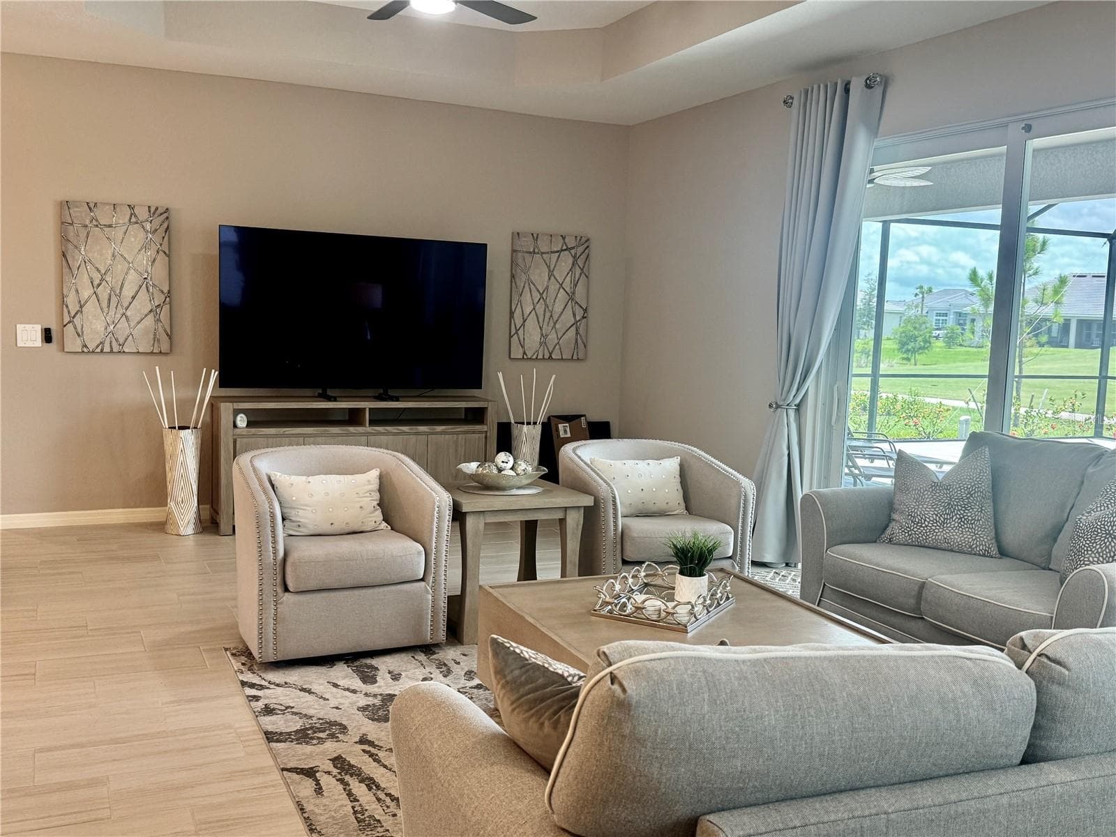 Single Family Residence at 19146 CHERRYSTONE WAY, LAKEWOOD RANCH, photo 18 of 37