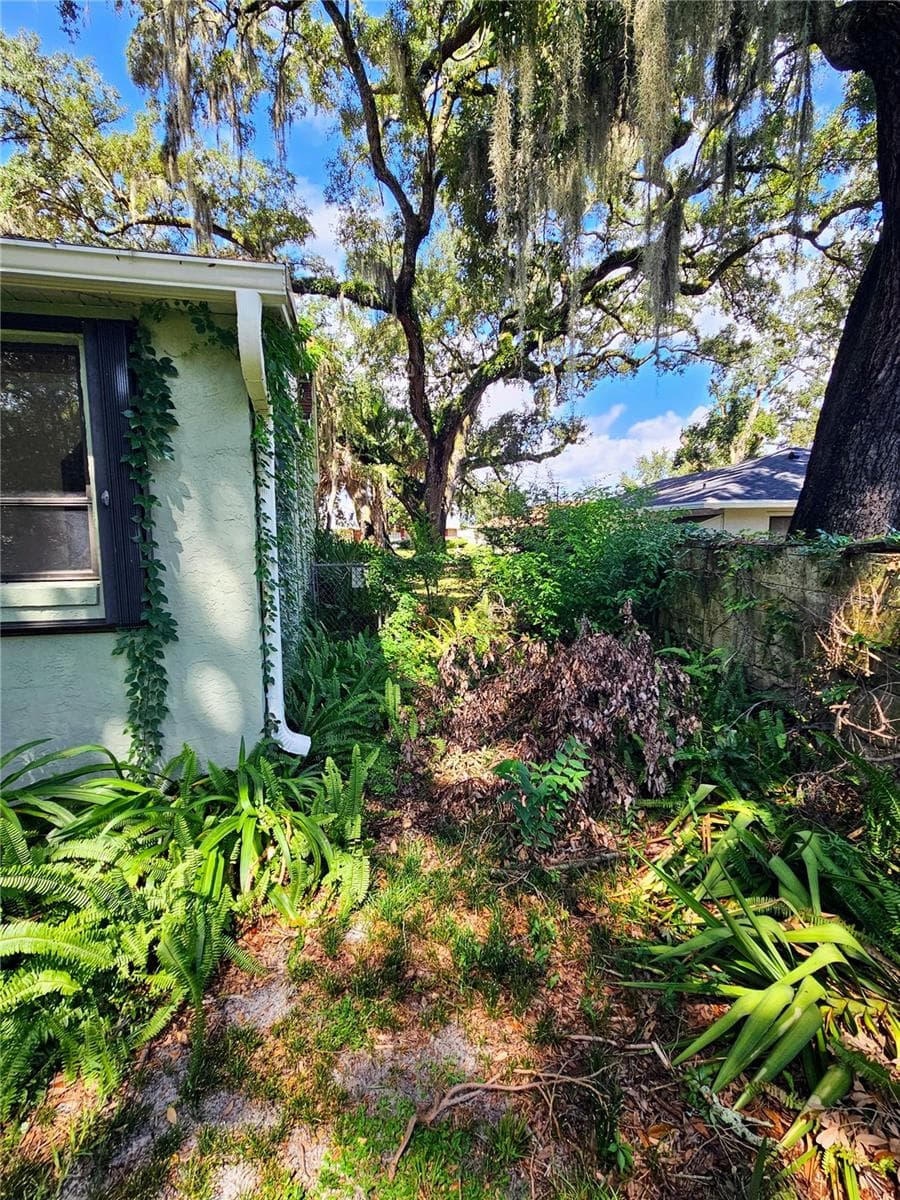 Single Family Residence at 4447 TIDEWATER DR, ORLANDO, photo 12 of 63