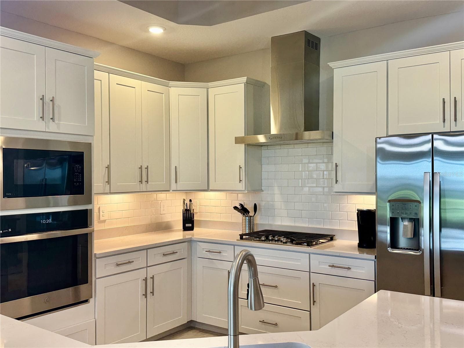 Single Family Residence at 19140 CHERRYSTONE WAY, LAKEWOOD RANCH, photo 5 of 36
