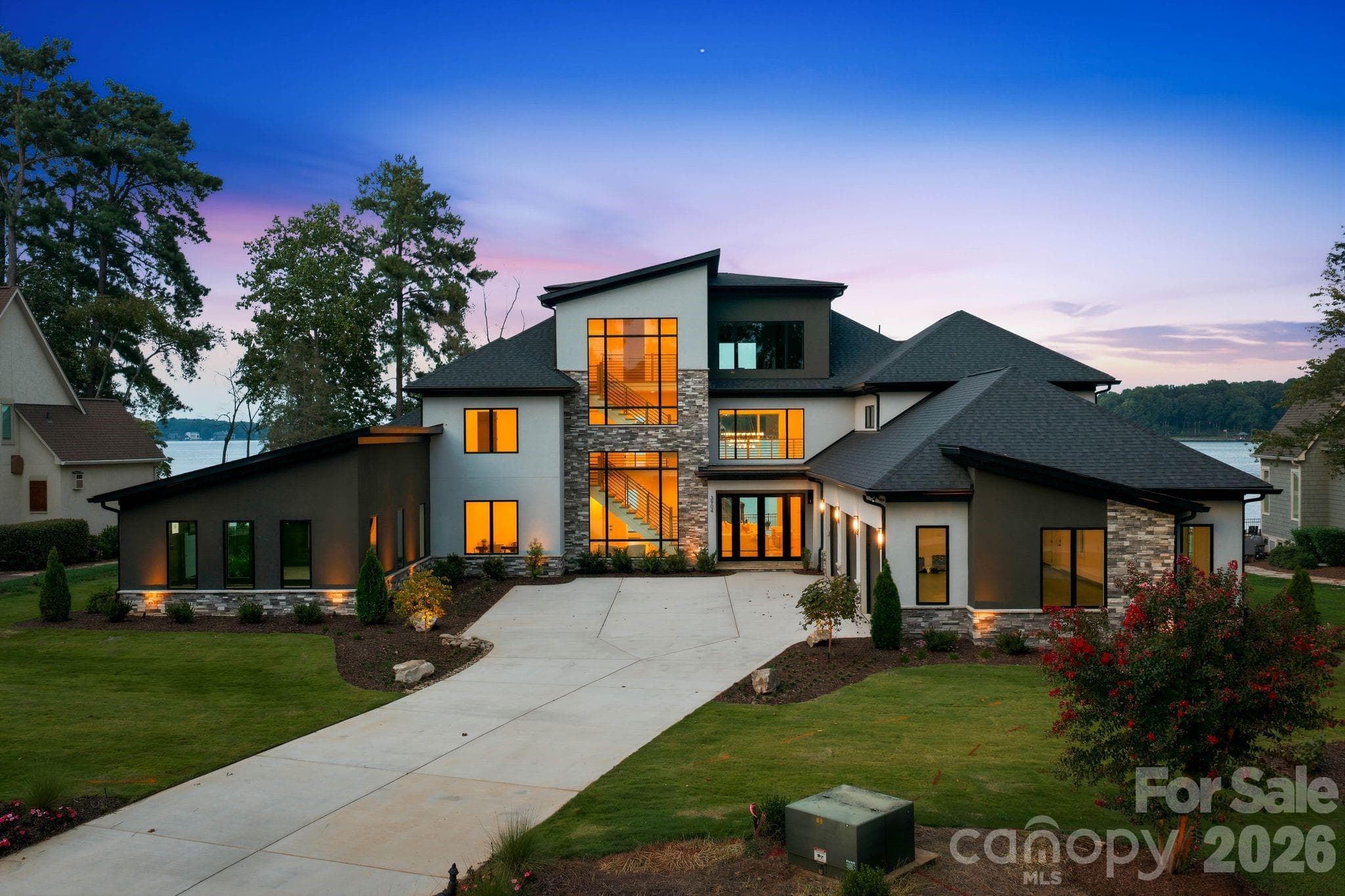 3904 Channel Pointe Lane