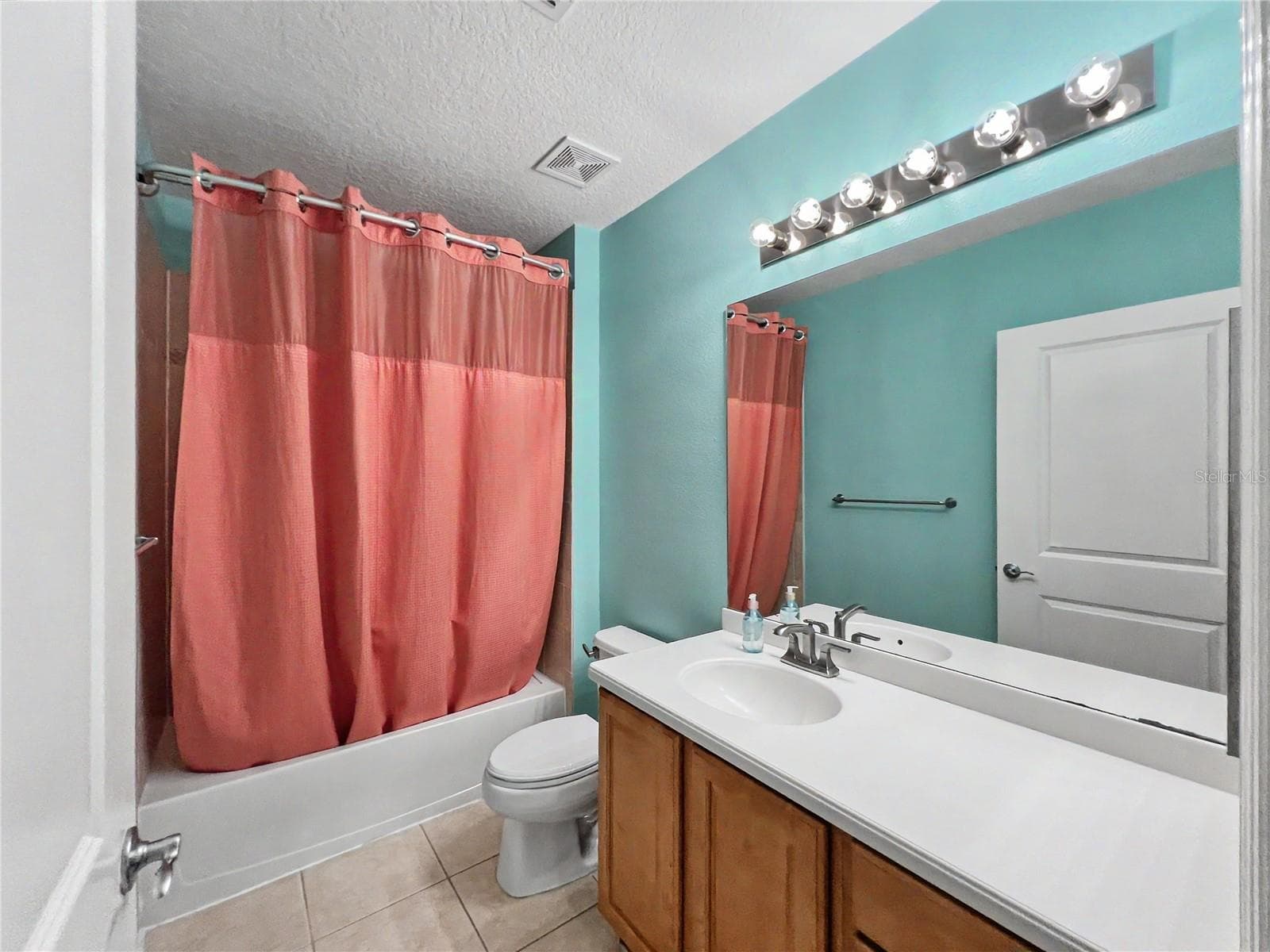 Condominium at 1411 CELEBRATION AVE #206, CELEBRATION, photo 25 of 58