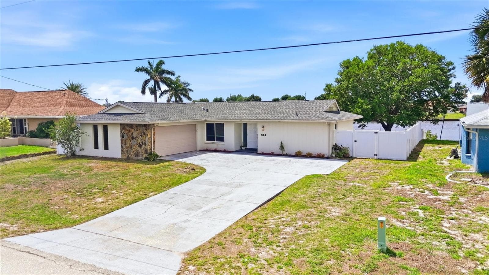 Single Family Residence at 814 ELLICOTT CIR NW, PORT CHARLOTTE, photo 14 of 52
