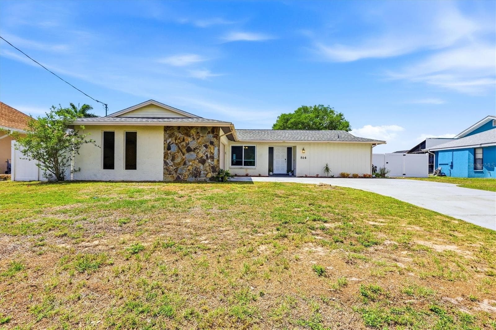 Single Family Residence at 814 ELLICOTT CIR NW, PORT CHARLOTTE, photo 16 of 52