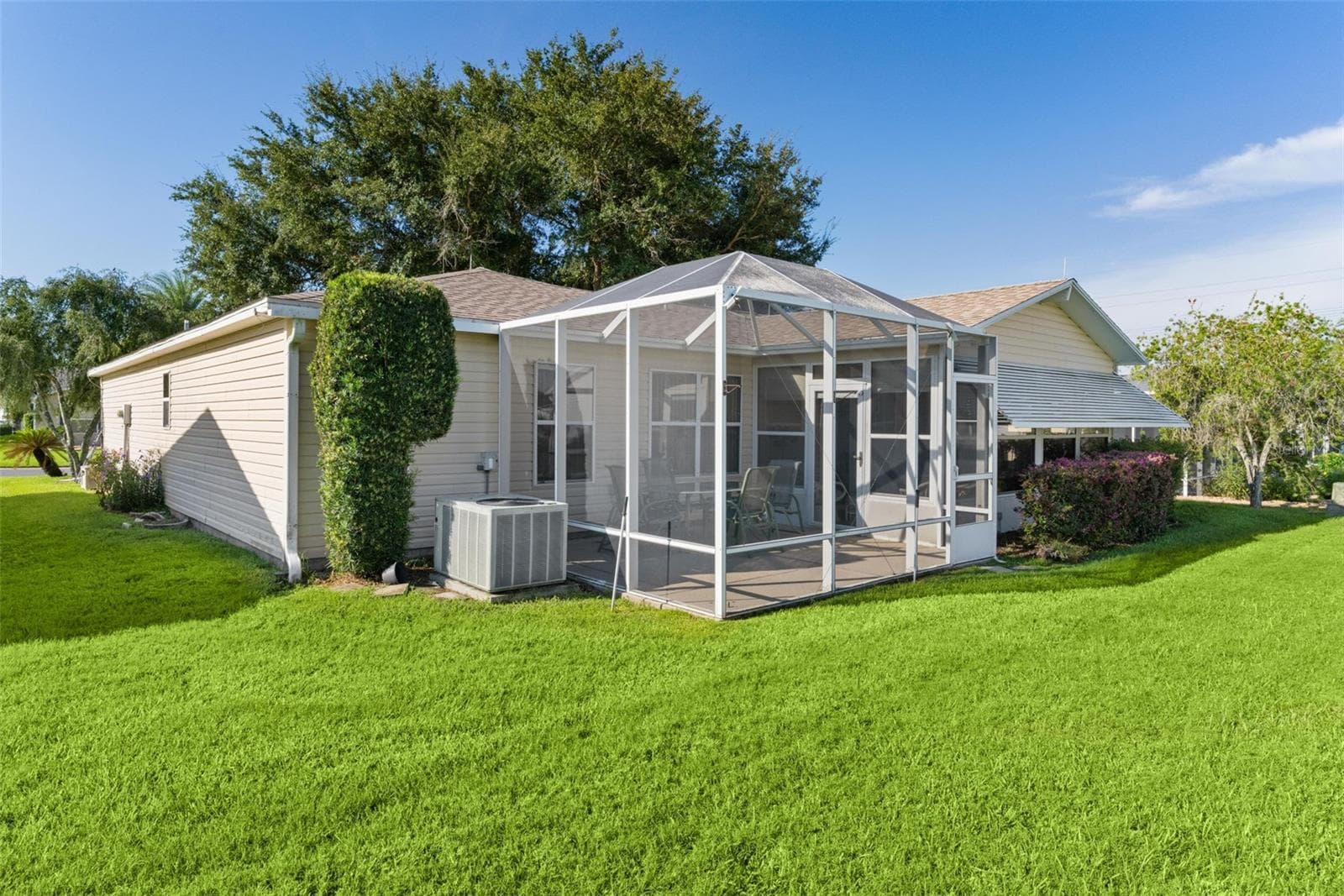 Single Family Residence at 2018 CASTANO PL, THE VILLAGES, photo 40 of 49
