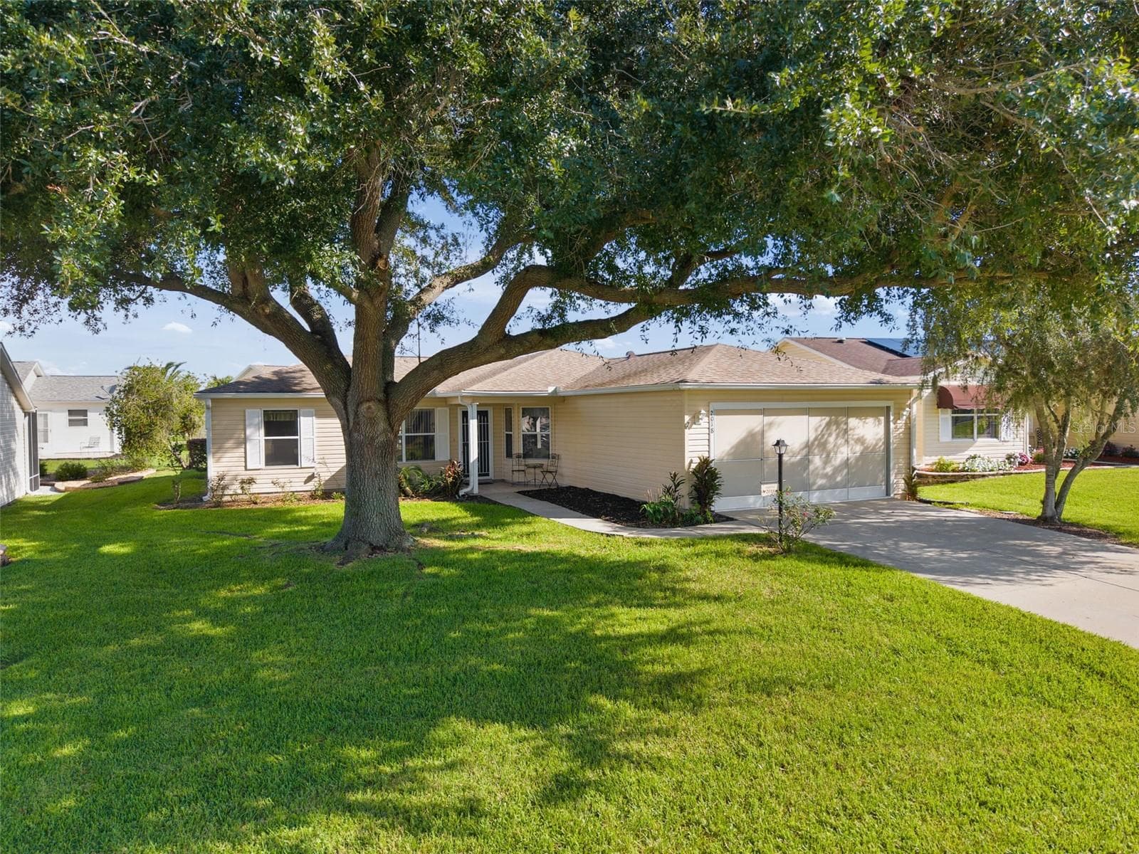 Single Family Residence at 2018 CASTANO PL, THE VILLAGES, photo 45 of 49