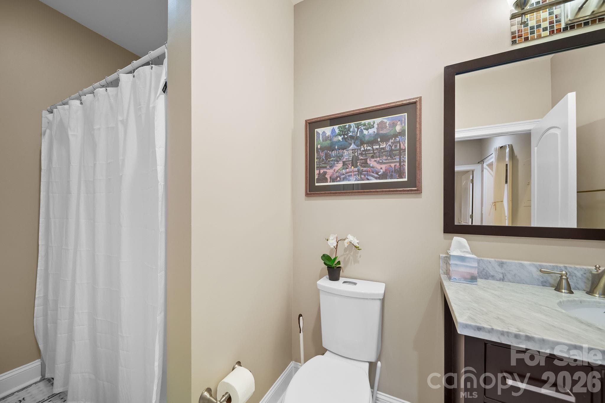 2nd Bath 2 - 400 N Church Street, Charlotte