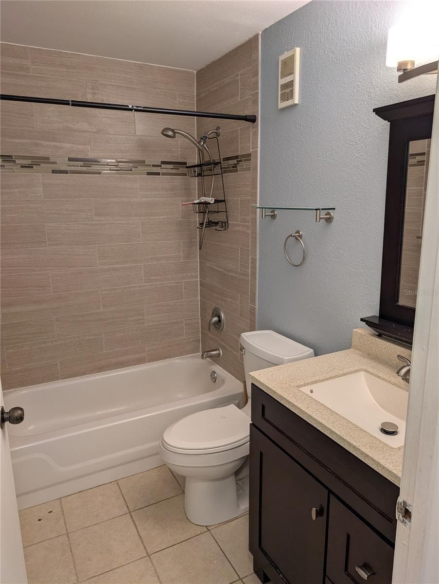 Condominium at 3705 SW 27TH ST #318, GAINESVILLE, photo 9 of 11