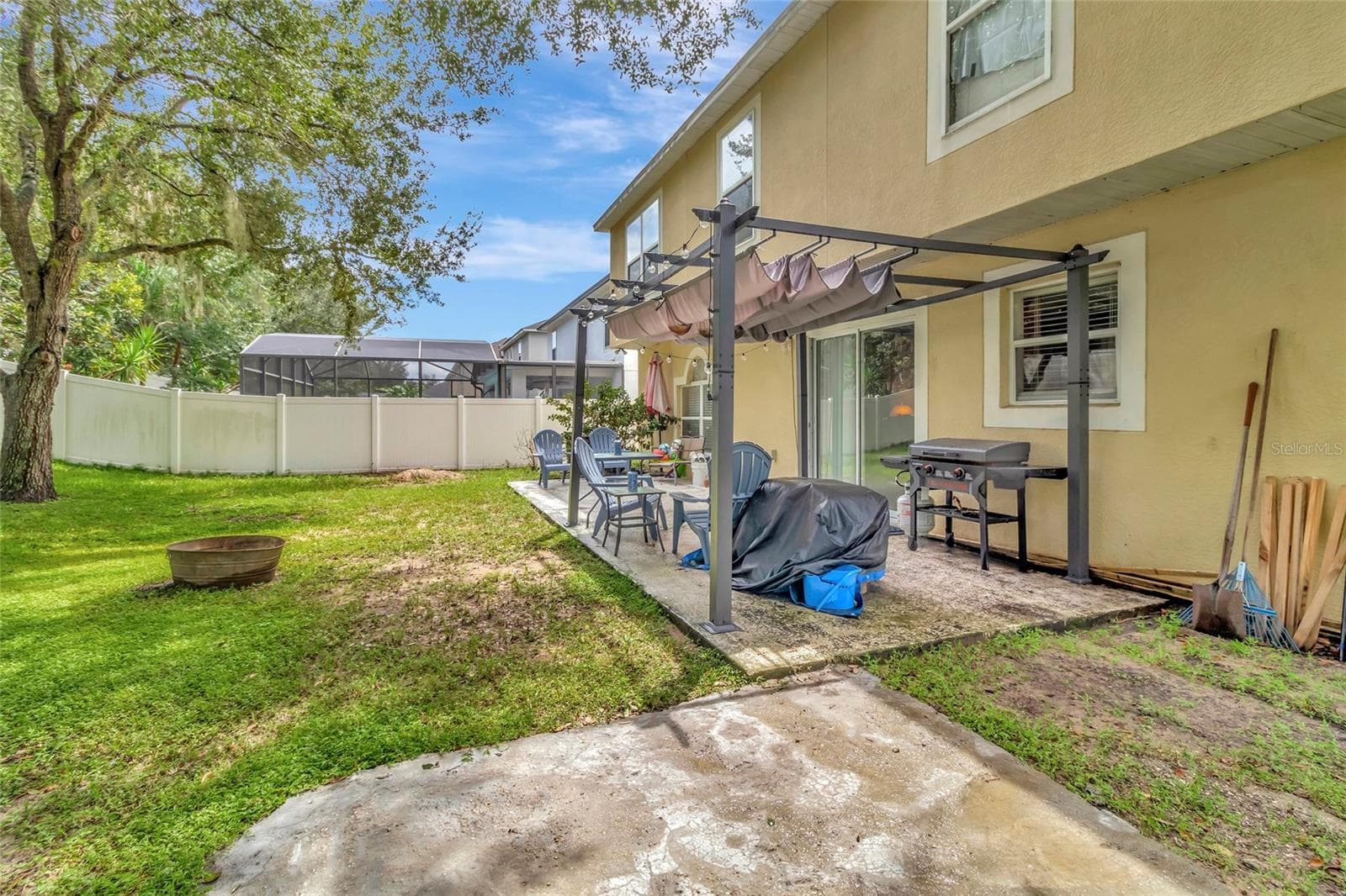 Rear Patio - 216 TRES REYES LN, GROVELAND