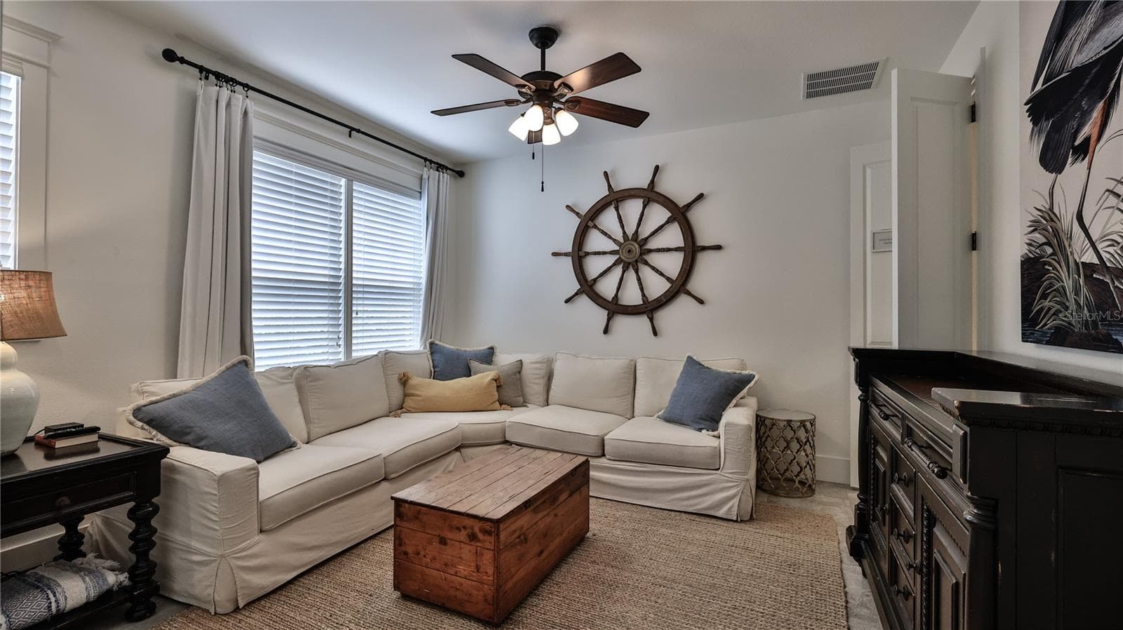 Single Family Residence at 818 OCEAN AVE, NEW SMYRNA BEACH, photo 17 of 40