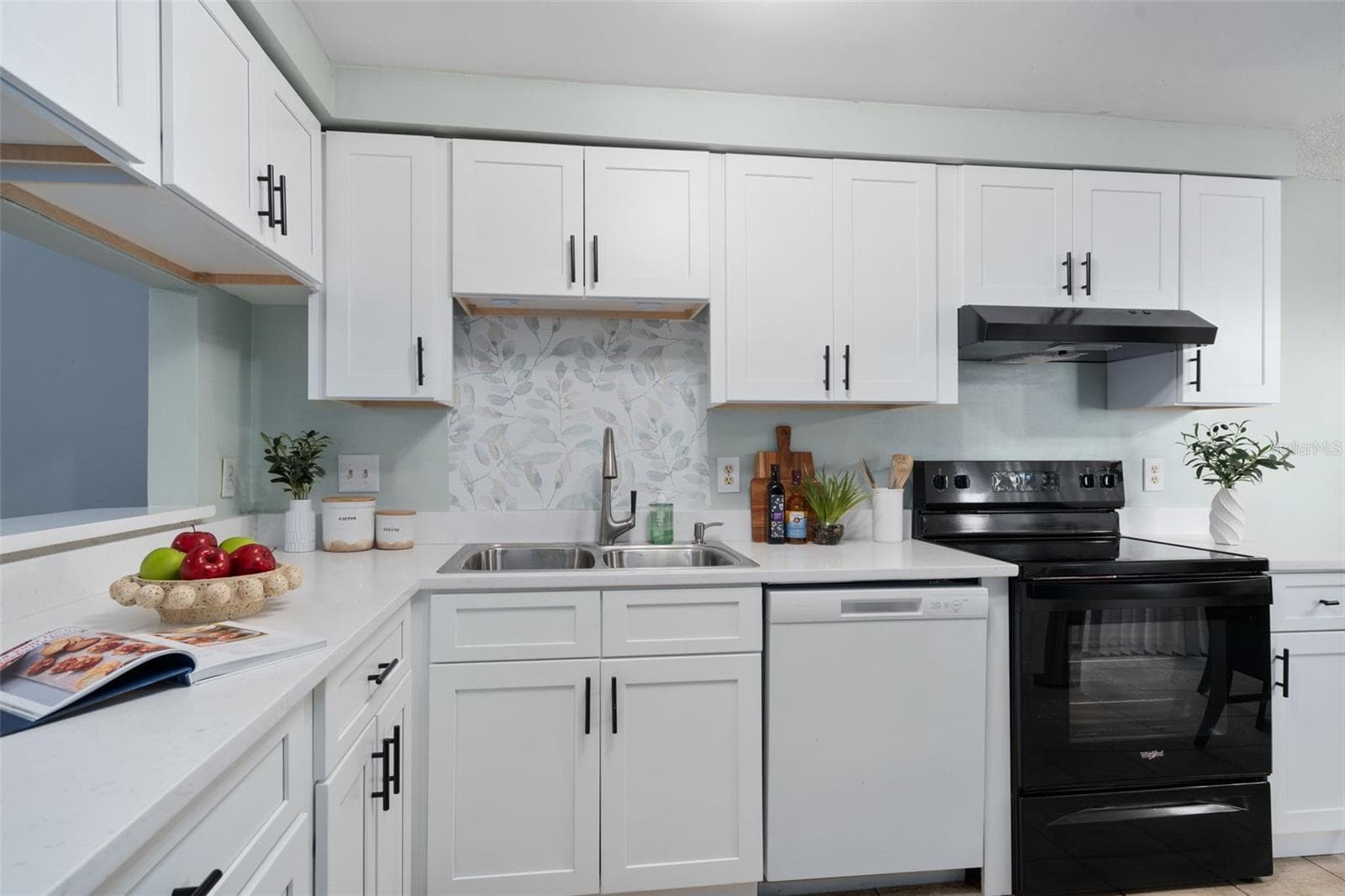 Townhouse at 612 WOODRIDGE DR, CASSELBERRY, photo 13 of 52