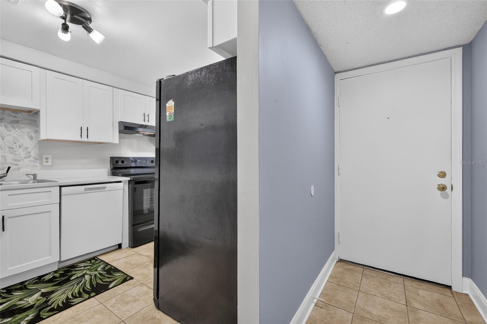 Townhouse at 612 WOODRIDGE DR, CASSELBERRY, photo 18 of 52