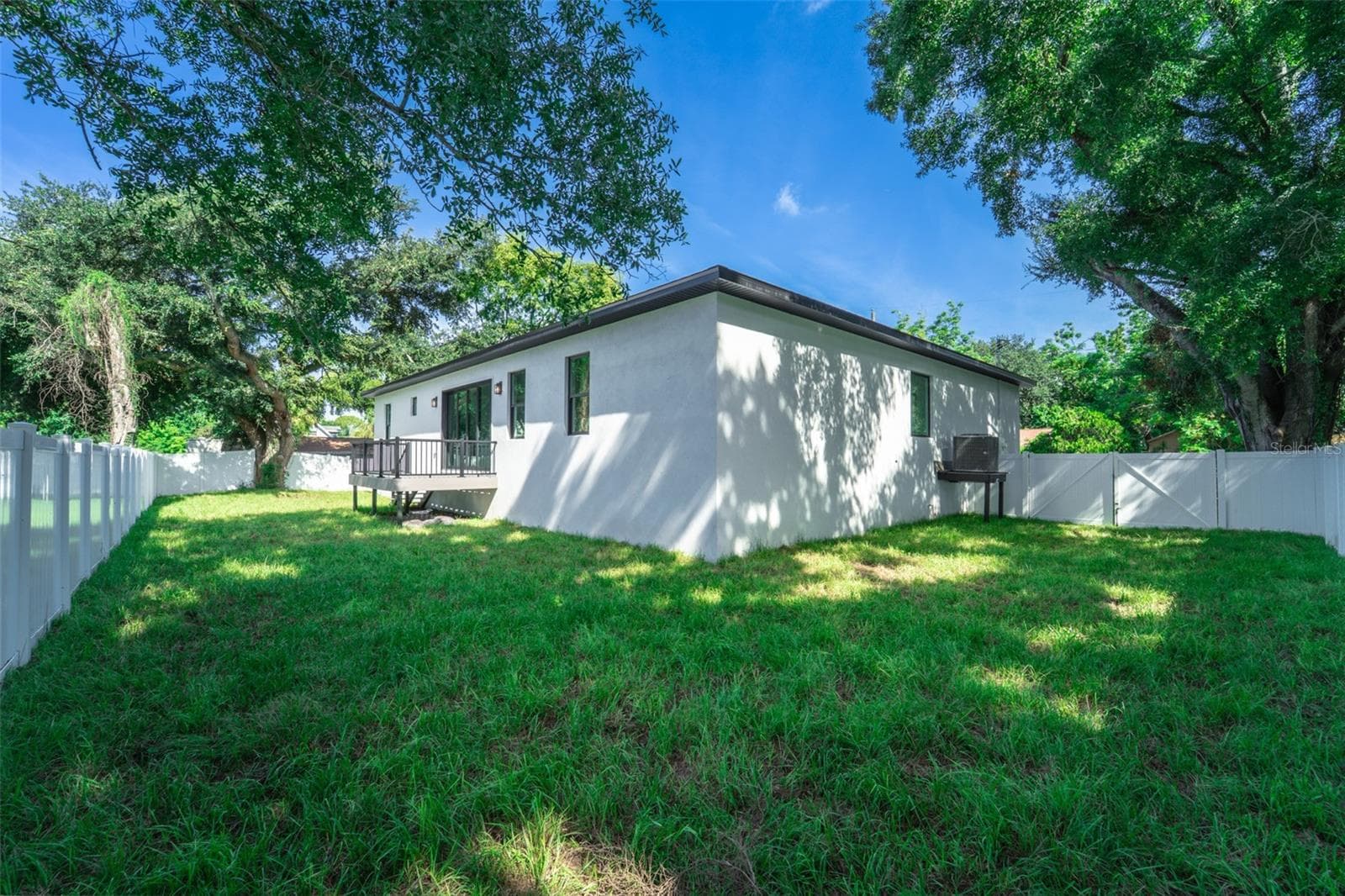 Single Family Residence at 8326 JUNE ST, TAMPA, photo 48 of 51
