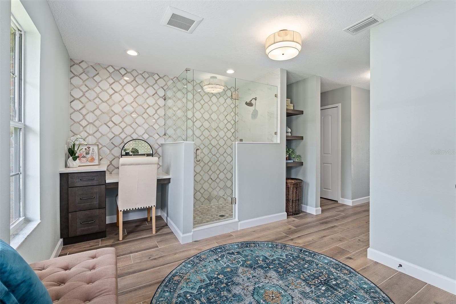 Owner's Suite Bathroom - 173 BAYSIDE DR, PALM COAST