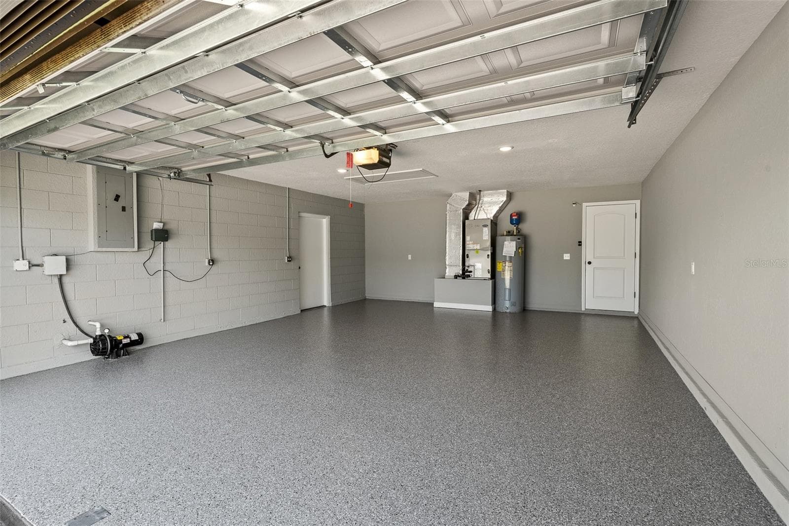 2 car Garage - 173 BAYSIDE DR, PALM COAST