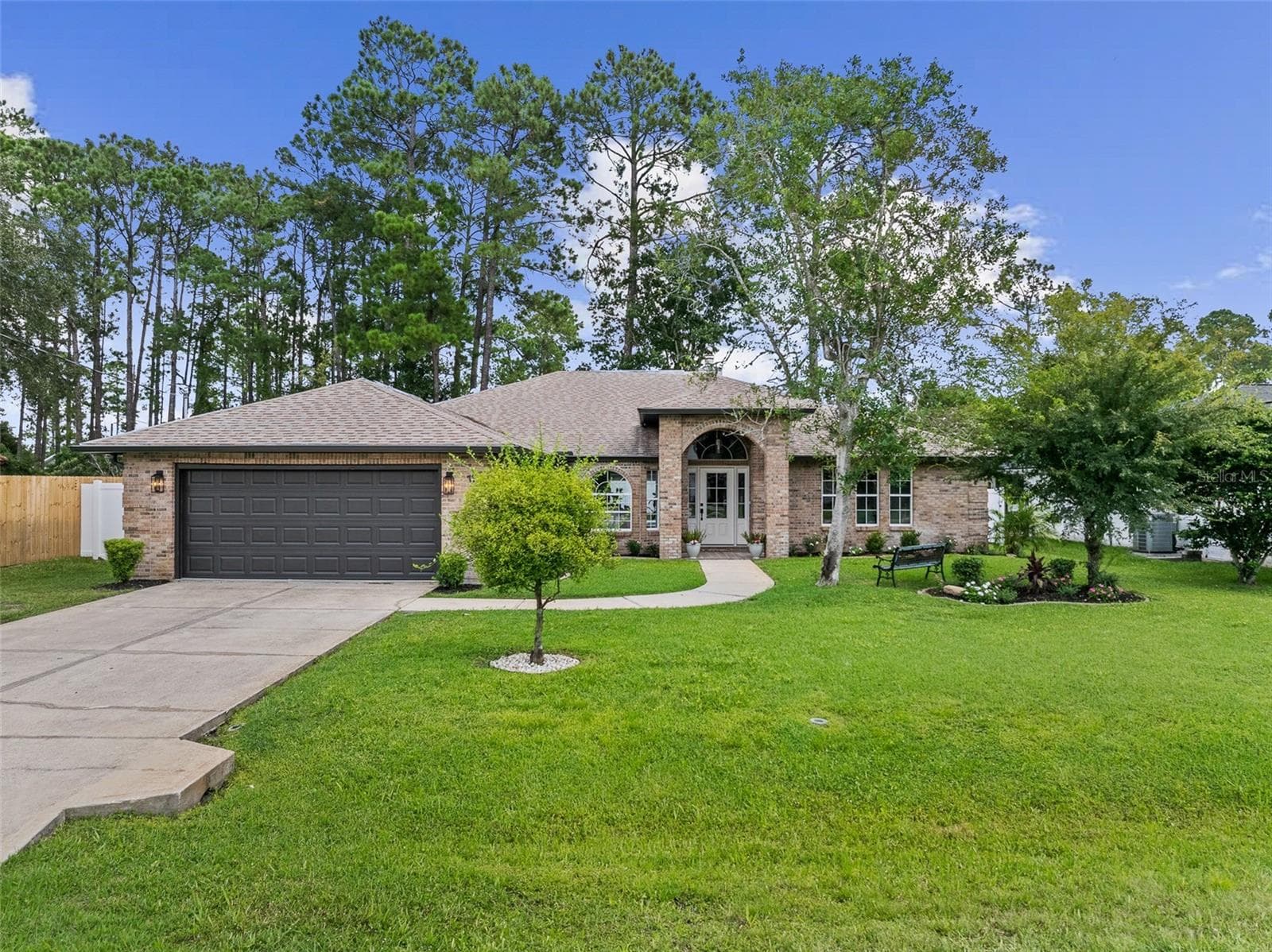 Front of Subject - 173 BAYSIDE DR, PALM COAST