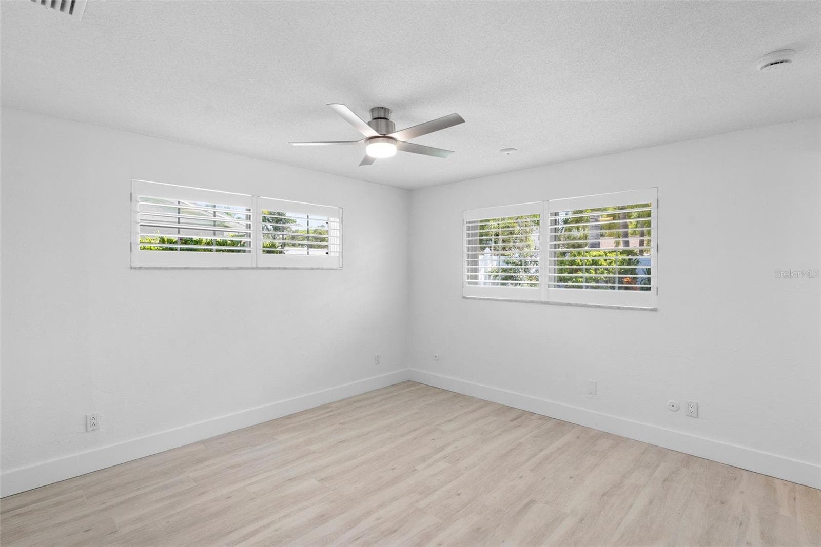Single Family Residence at 251 N JULIA CIR, ST PETE BEACH, photo 26 of 48