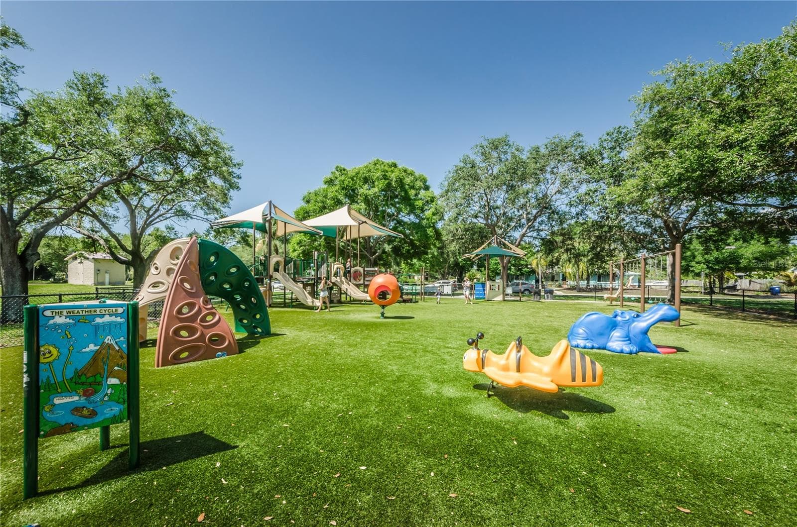 Crisp Park Playground - 262 40 AVE NE, ST PETERSBURG