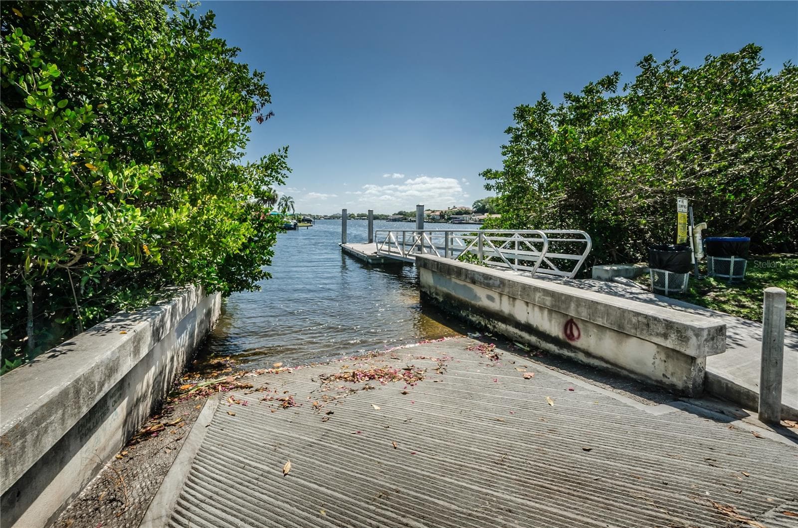 Launch and go to the Bay of Gulf of America - 262 40 AVE NE, ST PETERSBURG