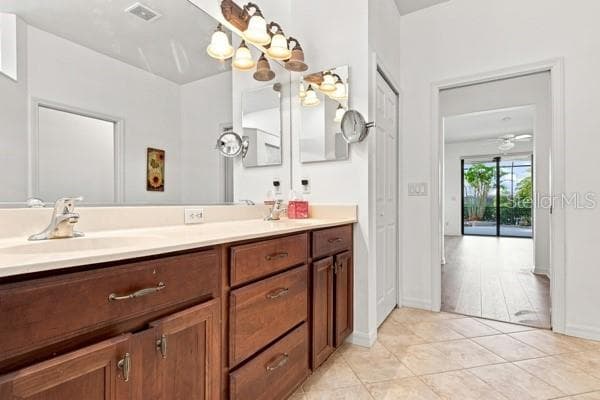 Single Family Residence at 1884 BATELLO DR, VENICE, photo 21 of 44