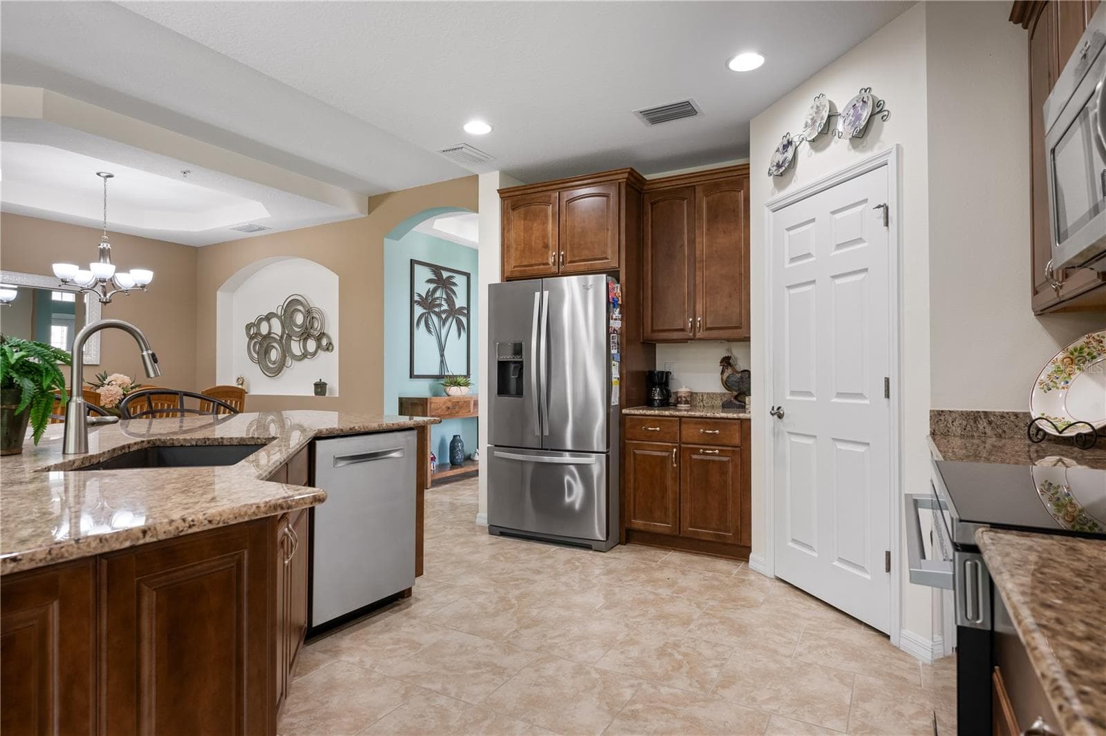 Condominium at 166 BELLA VISTA TER #19A, NOKOMIS, photo 19 of 72
