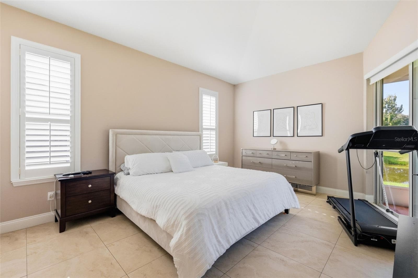 Single Family Residence at 6022 FALCONBRIDGE PL, MOUNT DORA, photo 20 of 34