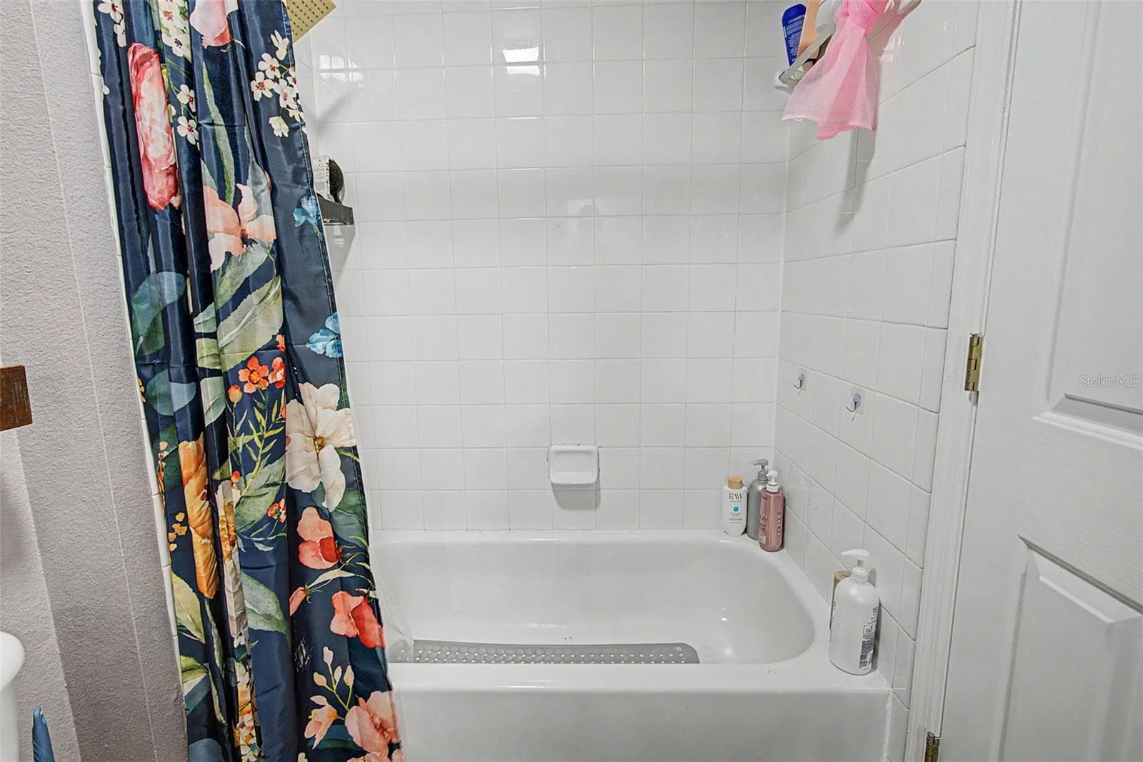 Townhouse at 2214 GOLDEN OAK LN, VALRICO, photo 9 of 26