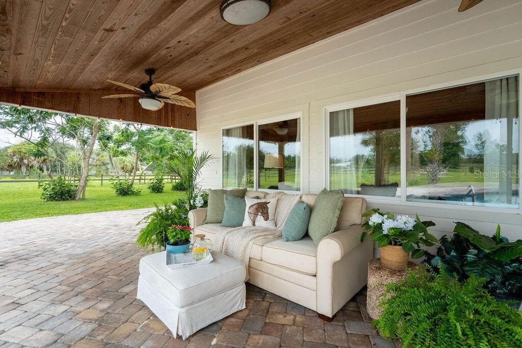 Single Family Residence at 5240 MYAKKA VALLEY TRL, SARASOTA, photo 36 of 42
