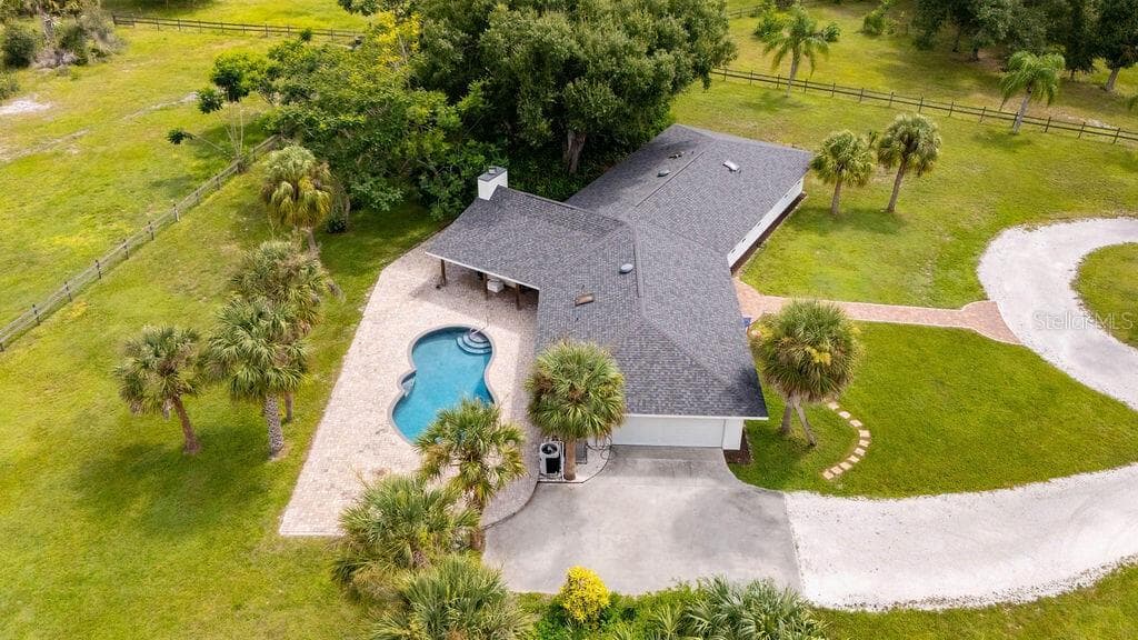 Single Family Residence at 5240 MYAKKA VALLEY TRL, SARASOTA, photo 38 of 42