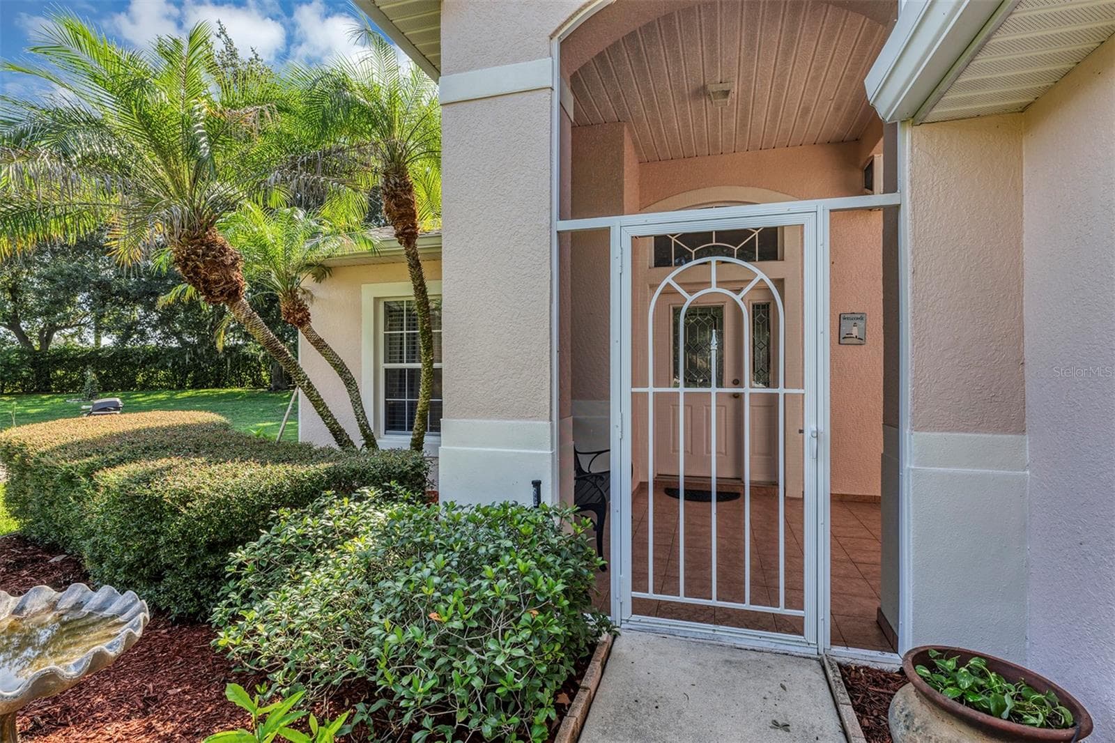 Single Family Residence at 4958 PORTSMOUTH ST, TAVARES, photo 3 of 76