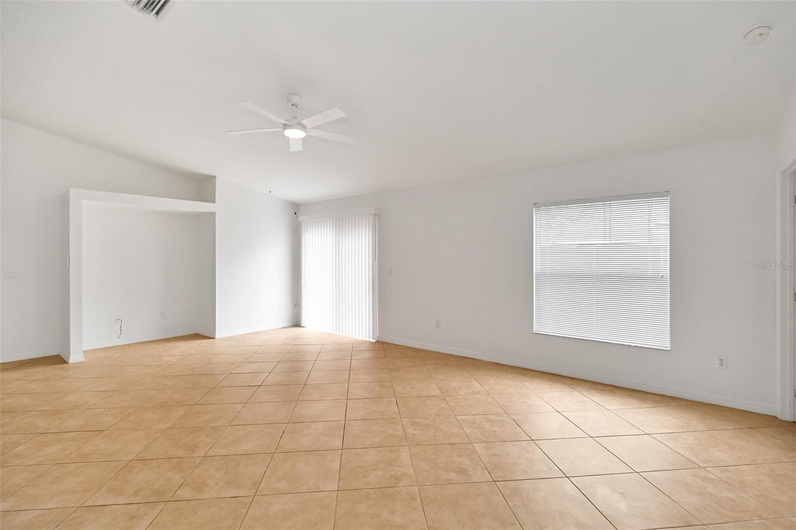 Single Family Residence at 18 JUNIPER LOOP DR, OCALA, photo 22 of 31