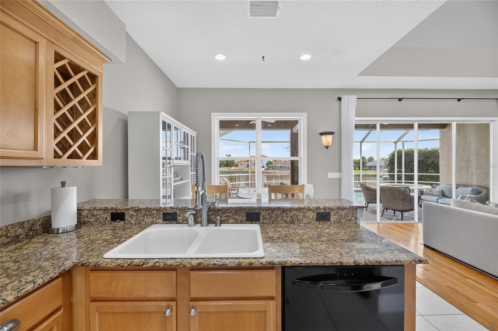 Single Family Residence at 1231 ACAPPELLA LN, APOLLO BEACH, photo 35 of 100