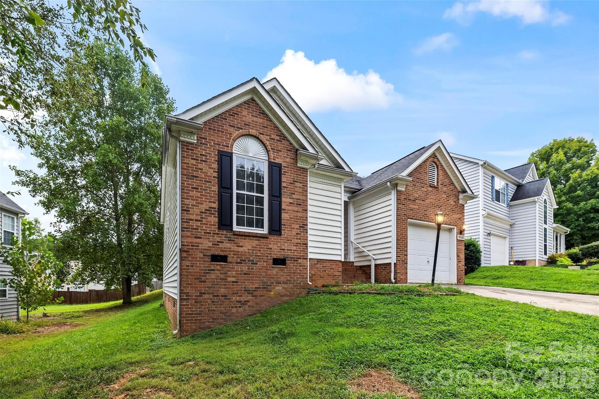 Single Family Residence at 9005 Little Hampton Place, Charlotte, photo 19 of 25