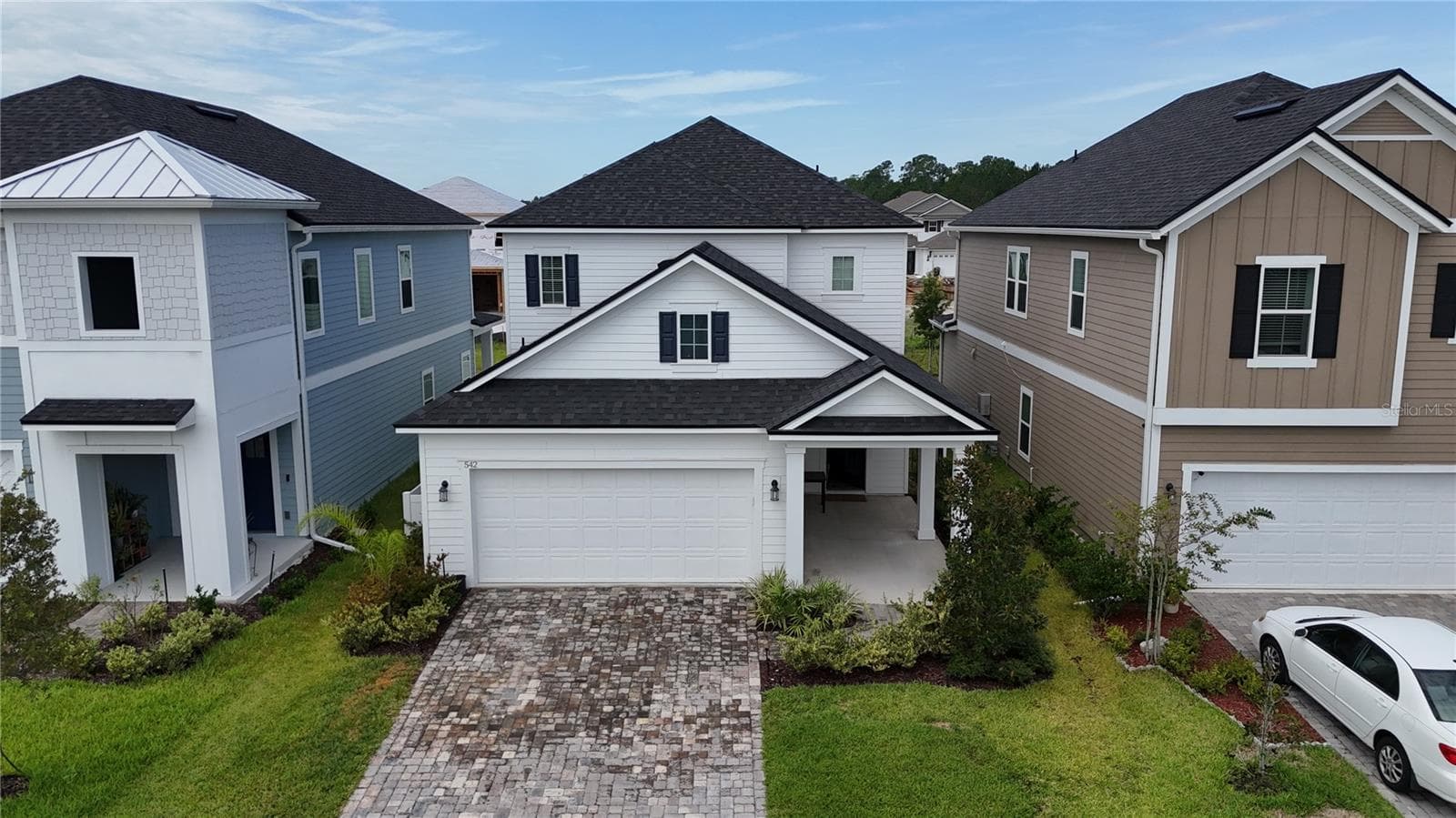 542 SILVER LANDING DR