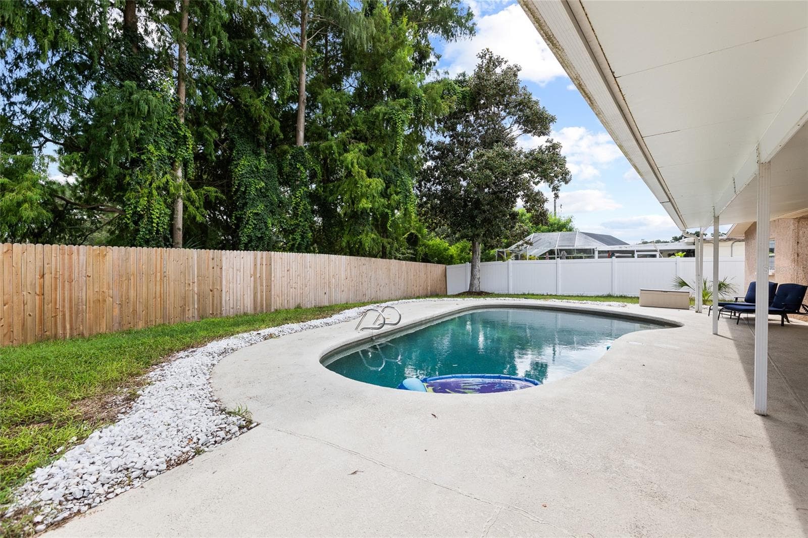 Single Family Residence at 12152 BONNIE TER, SEMINOLE, photo 38 of 53
