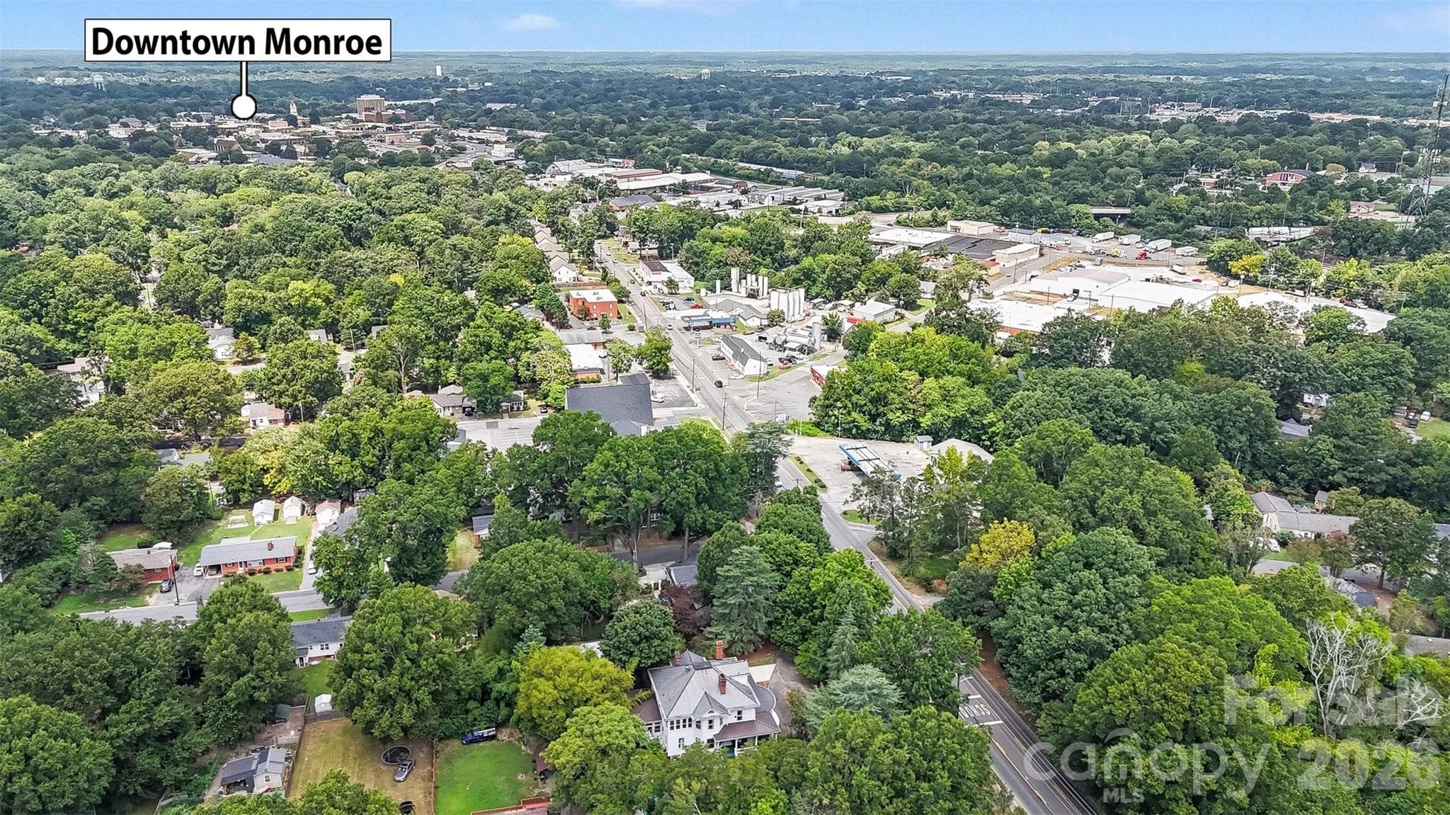 Just Blocks away from Downtown Monroe - 810 E Franklin Street, Monroe