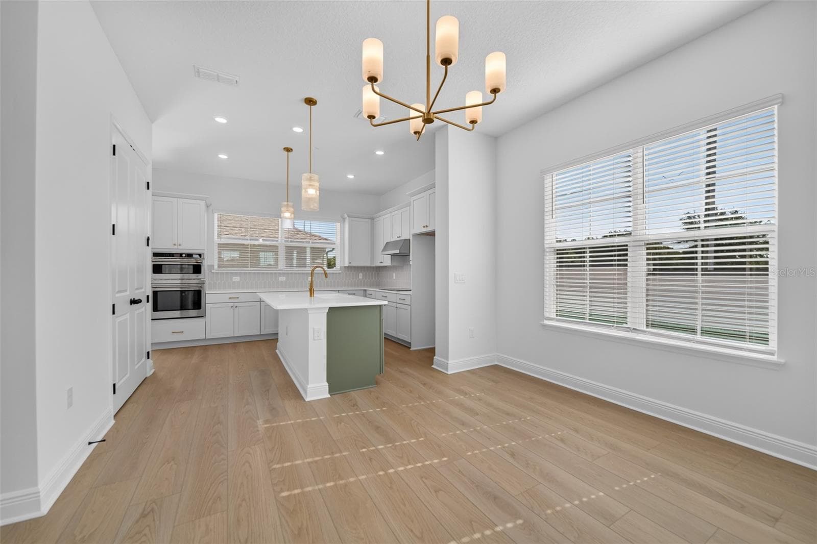 Townhouse at 13325 LUSH LIME ALY, WINDERMERE, photo 11 of 22