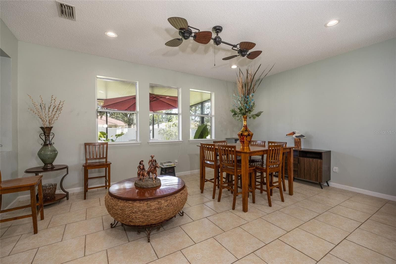 Single Family Residence at 6 RYBARK LN, PALM COAST, photo 8 of 33