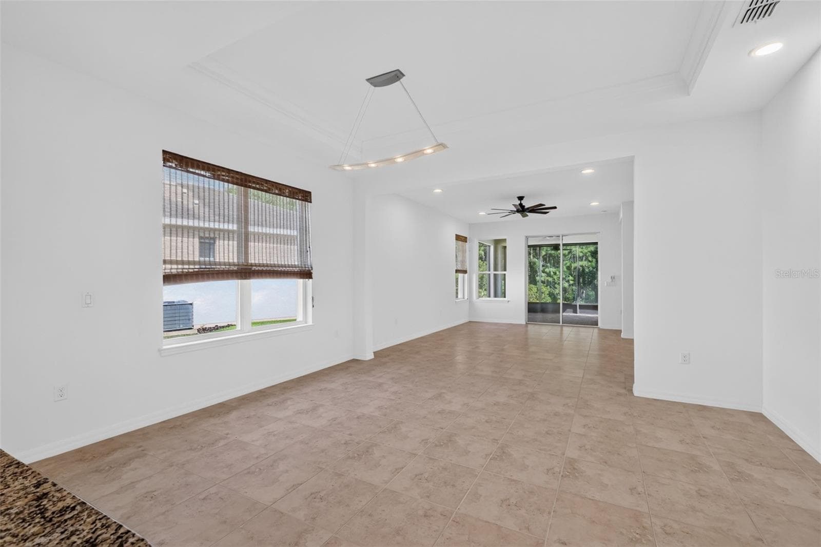 Single Family Residence at 1090 HARBOR RIDGE DR, POINCIANA, photo 12 of 42
