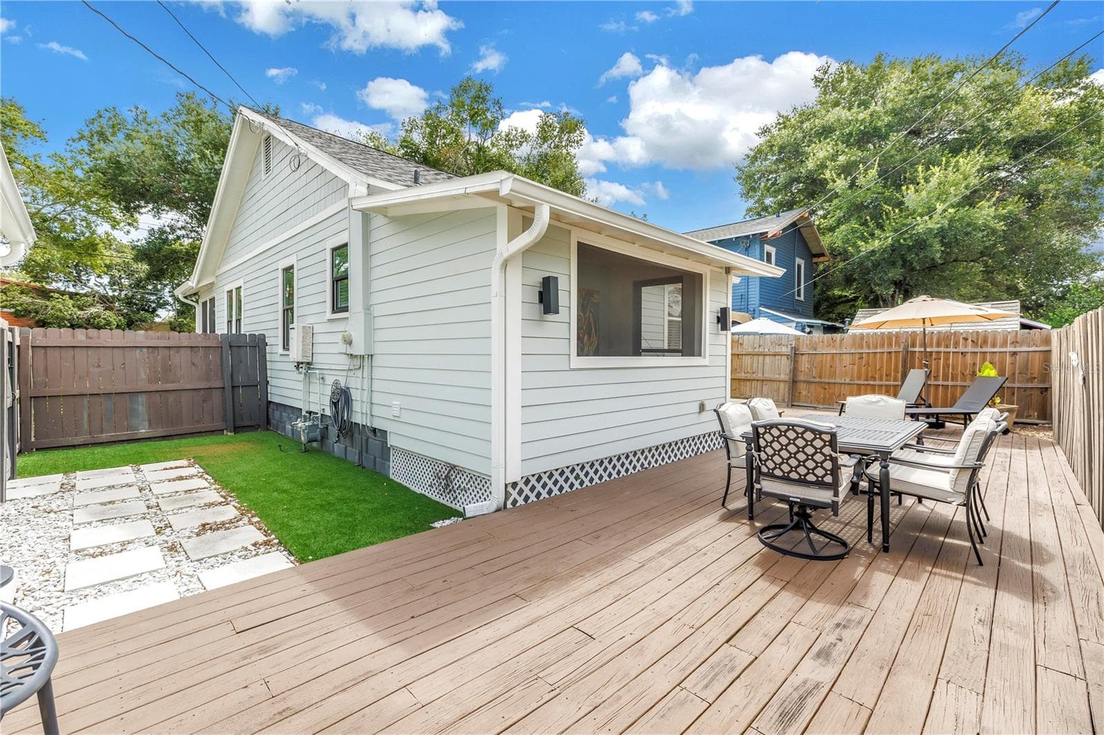 Single Family Residence at 1323 7TH AVE N, ST PETERSBURG, photo 38 of 51