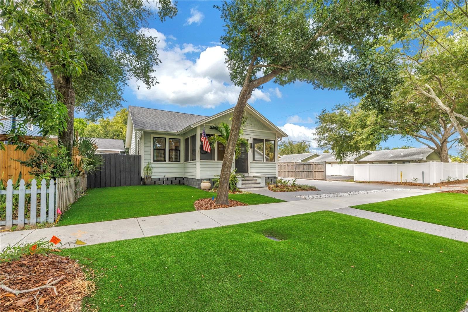 Single Family Residence at 1323 7TH AVE N, ST PETERSBURG, photo 44 of 51