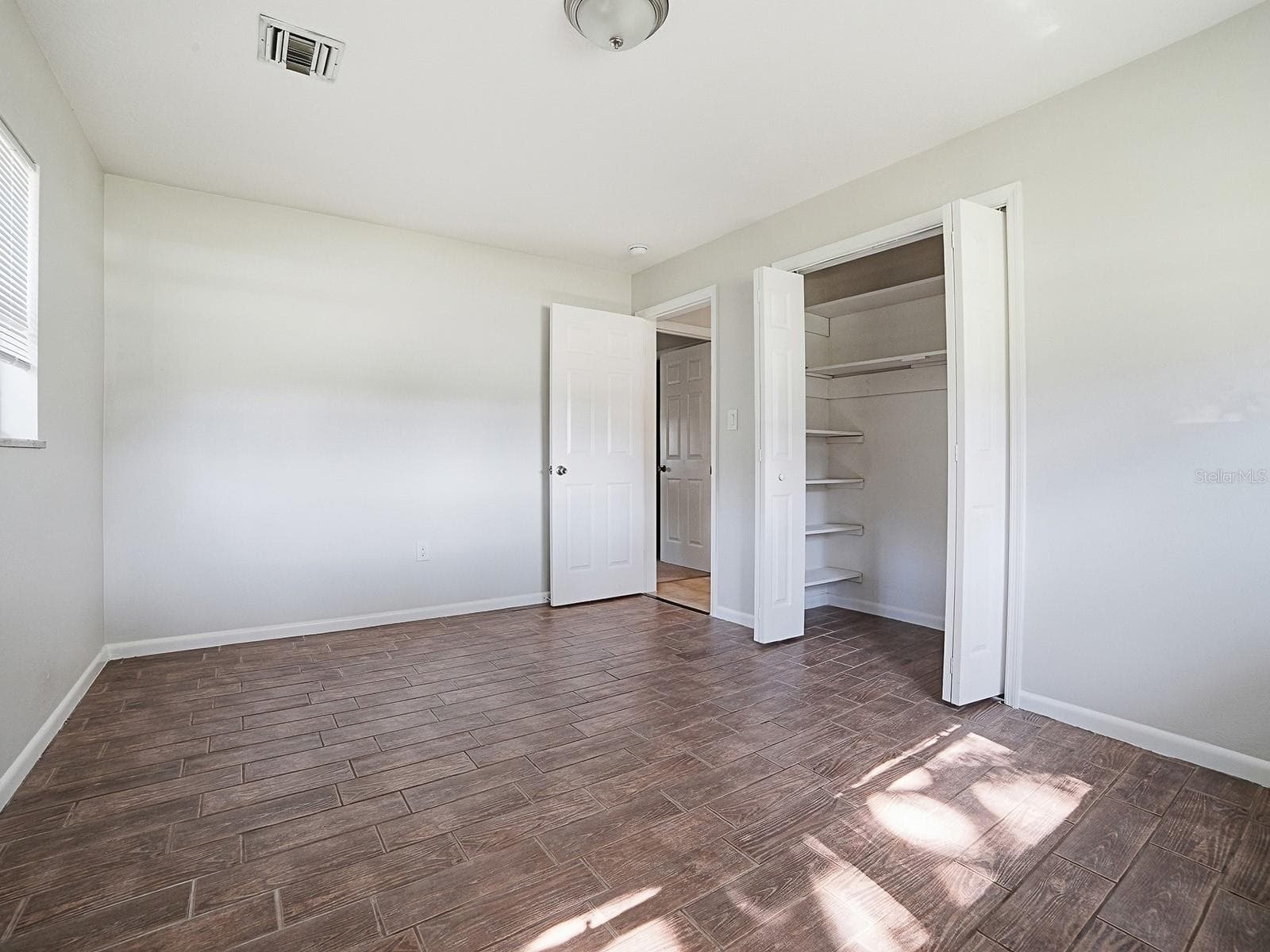 Single Family Residence at 1361 PETERS DR, LEESBURG, photo 26 of 39