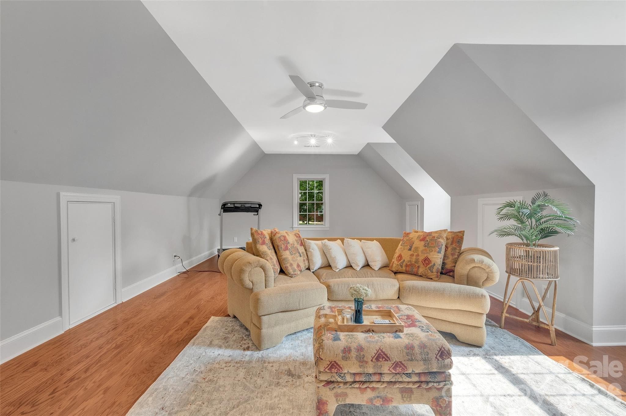 Flex 1 - 10108 Lampkin Way, Charlotte