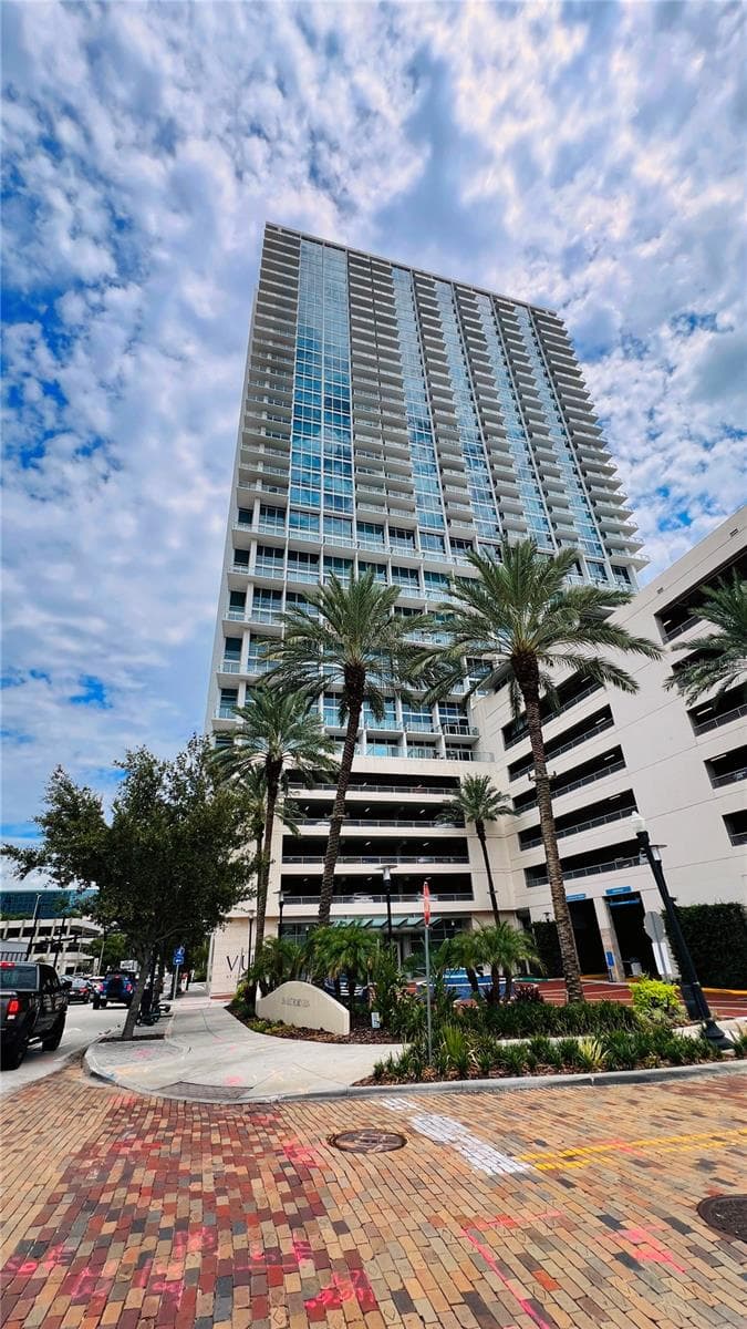 Condominium at 150 E ROBINSON ST #3102, ORLANDO, photo 4 of 92