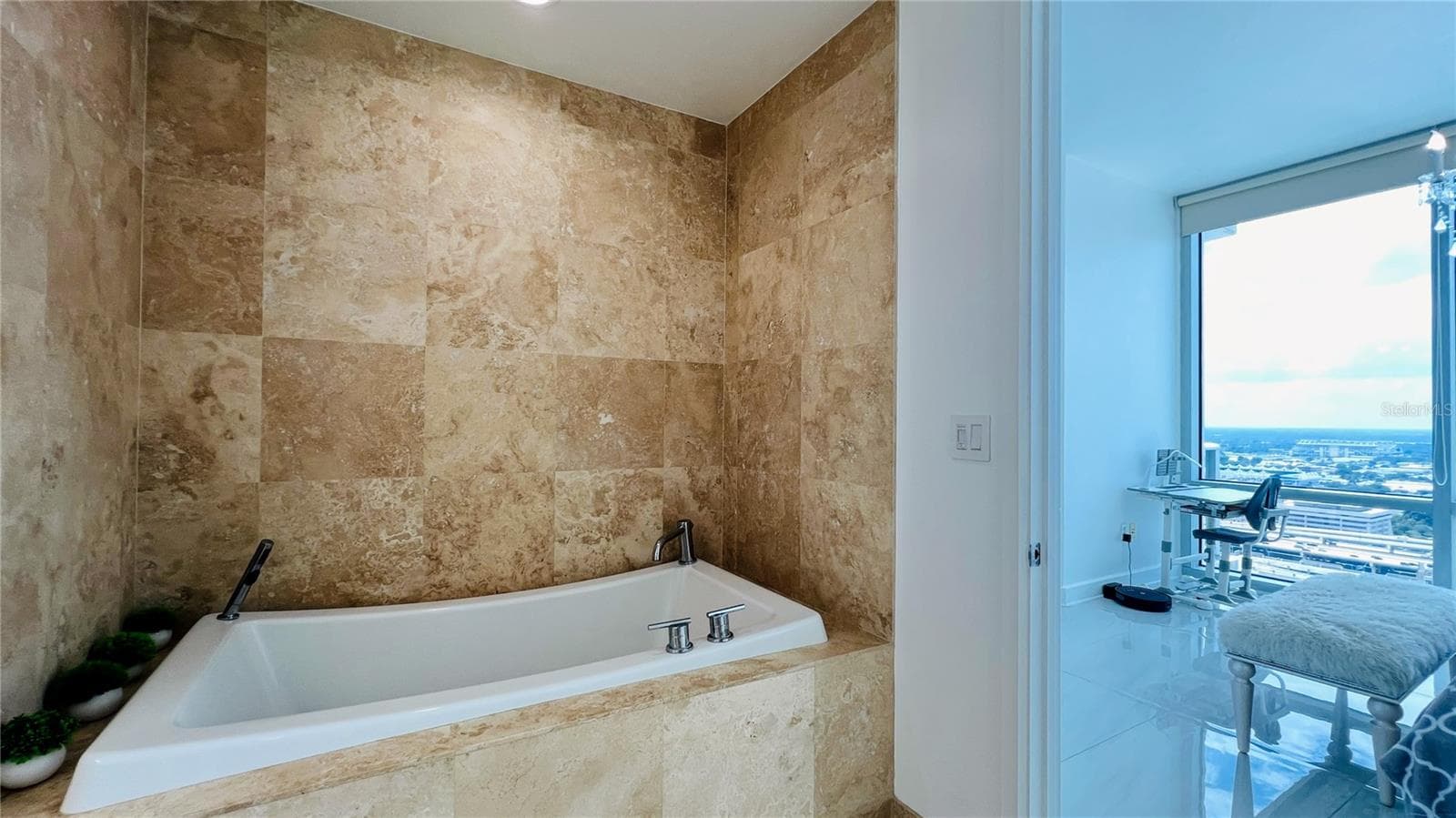 Condominium at 150 E ROBINSON ST #3102, ORLANDO, photo 47 of 92