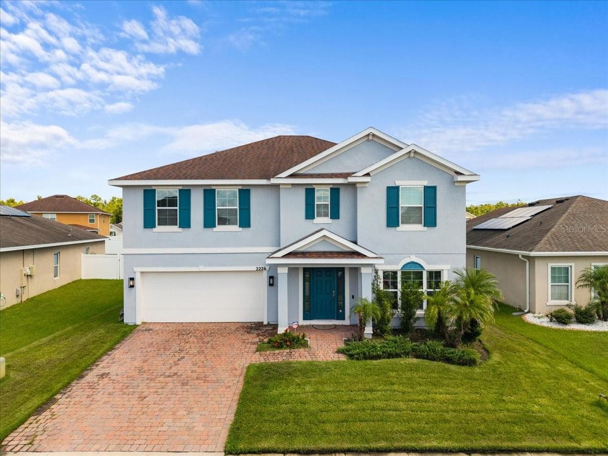 Single Family Residence at 2226 TAYLOR CREEK CT, KISSIMMEE, photo 2 of 41