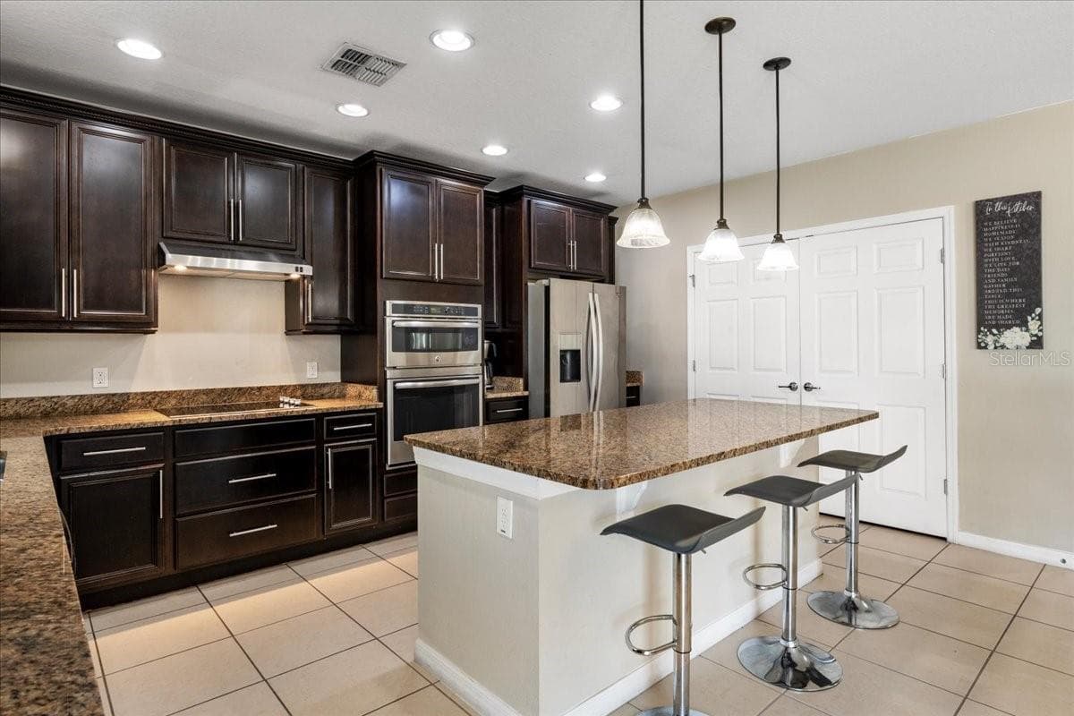 Single Family Residence at 2226 TAYLOR CREEK CT, KISSIMMEE, photo 7 of 41