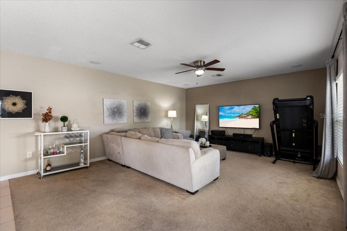 Single Family Residence at 2226 TAYLOR CREEK CT, KISSIMMEE, photo 10 of 41