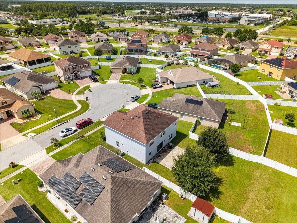 Single Family Residence at 2226 TAYLOR CREEK CT, KISSIMMEE, photo 35 of 41